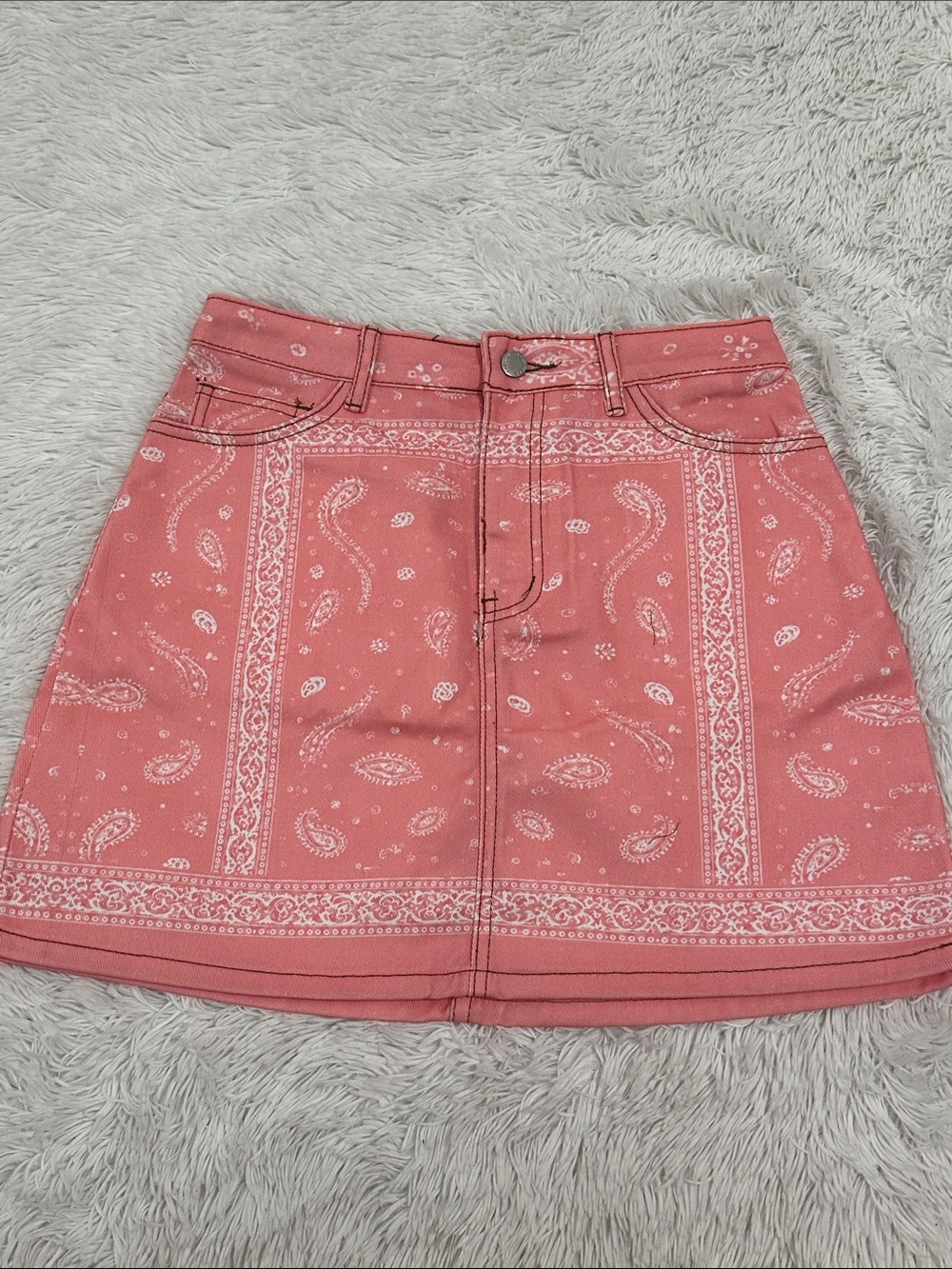 🌴 NWOT Amazon Paisley Print Denim Mini Skirt